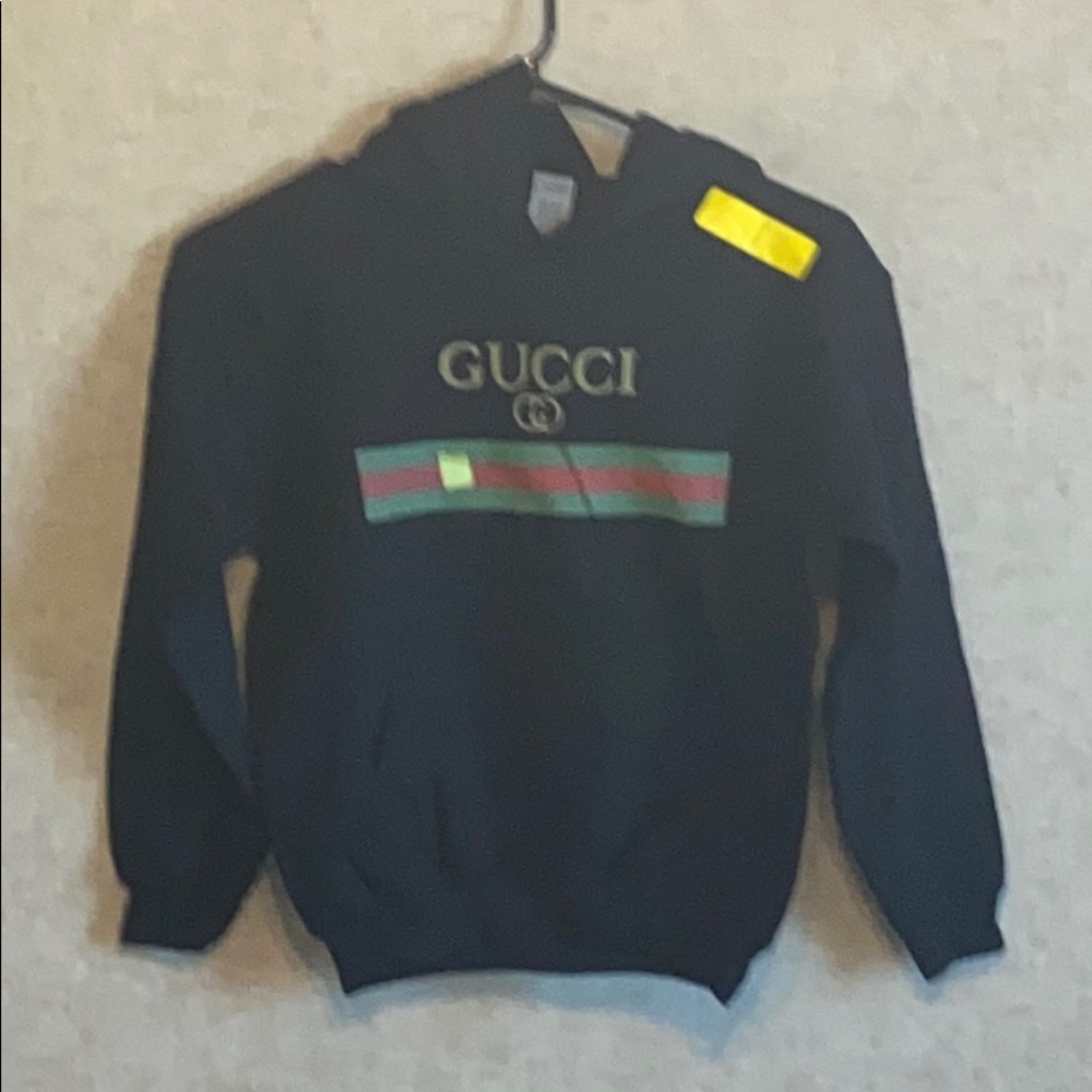 Small black hoodie long sleeve